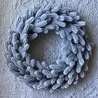 Вінок хвойний різдвяний Traditional литий d-50 см засніжений