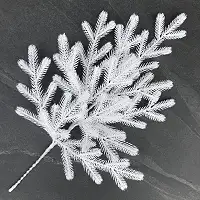 Гілки хвойні штучні Traditional 60 см білі (упаковка 3 штуки)