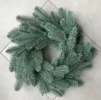 Вінки хвойні різдвяні Lux литі d-40 см блакитні (упаковка 10 шт.)