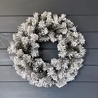 Вінок хвойний різдвяний Classic d-50 см засніжений