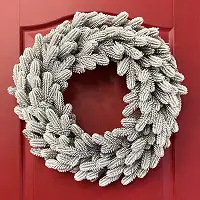 Вінок хвойний різдвяний Traditional литий d-40 см засніжений