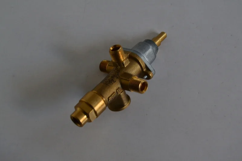 Inoksan Döner Ocağı Gaz Musluğu Çift Çıkışlı Yedek Parça