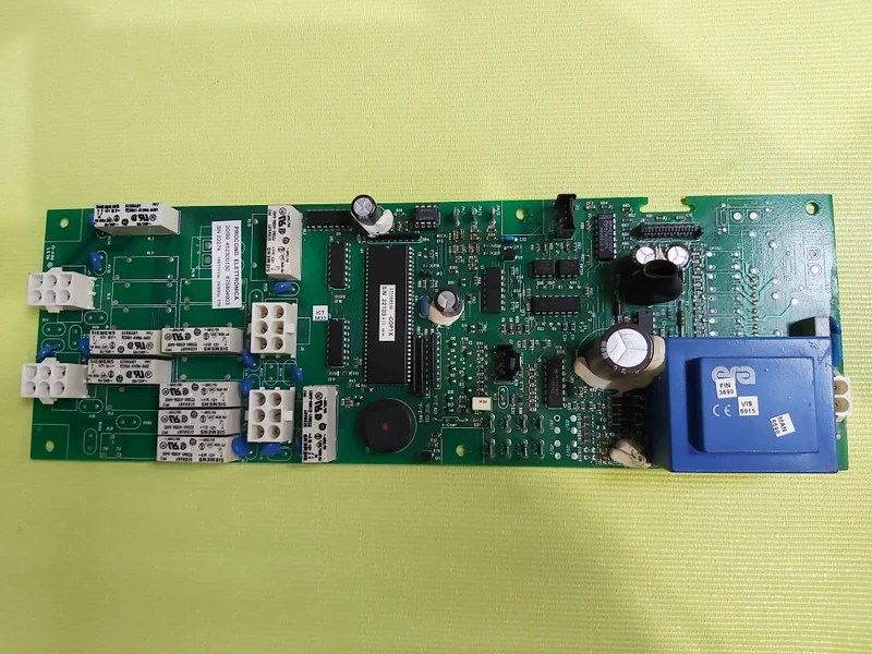 Zanussi Konveksiyonlu Fırın Kartı (Zanussi yedek parçaları)