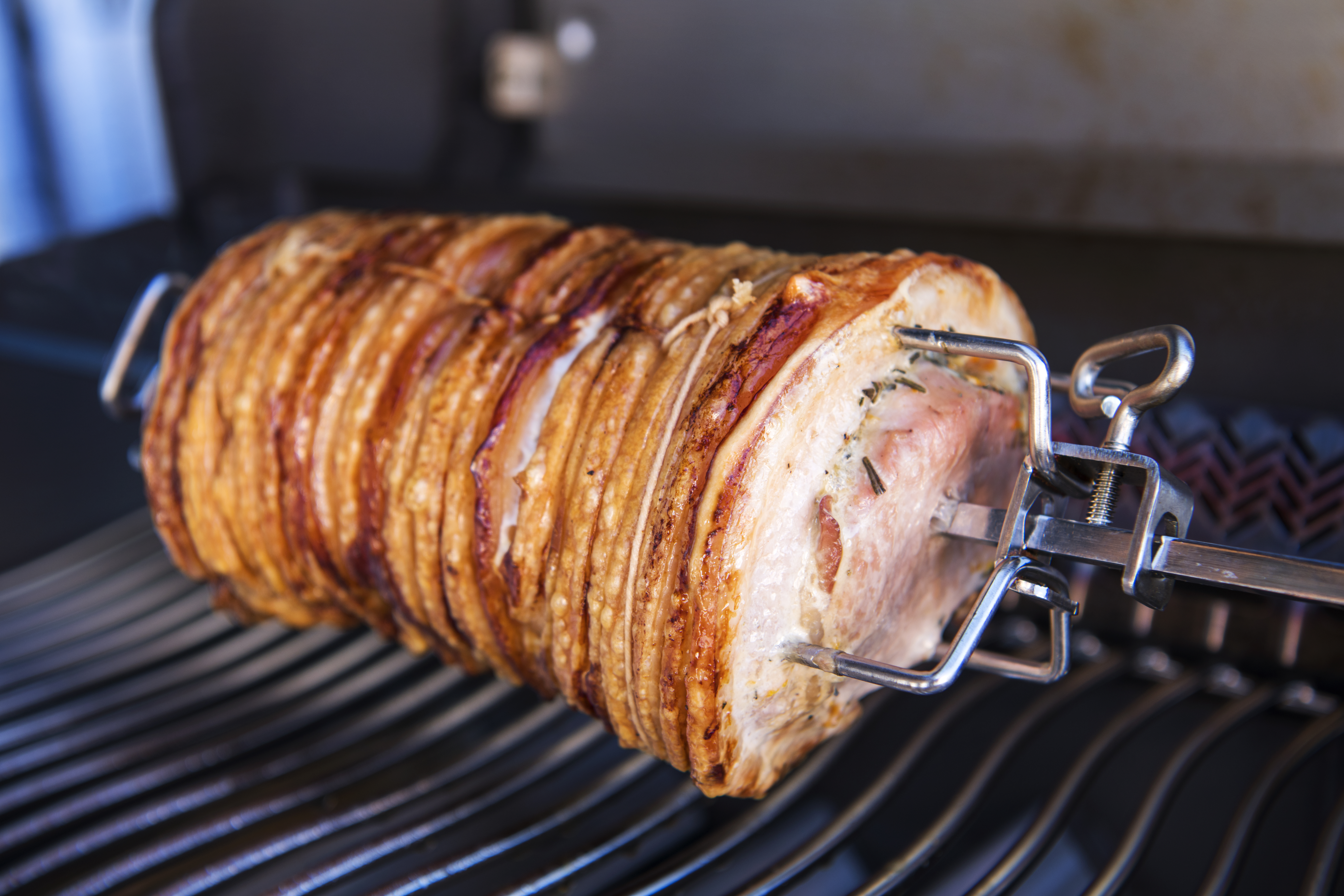 Napoleon Heavy Duty Rotisserie Kit for all Rogue® 365/425/525/625 models - Image 3