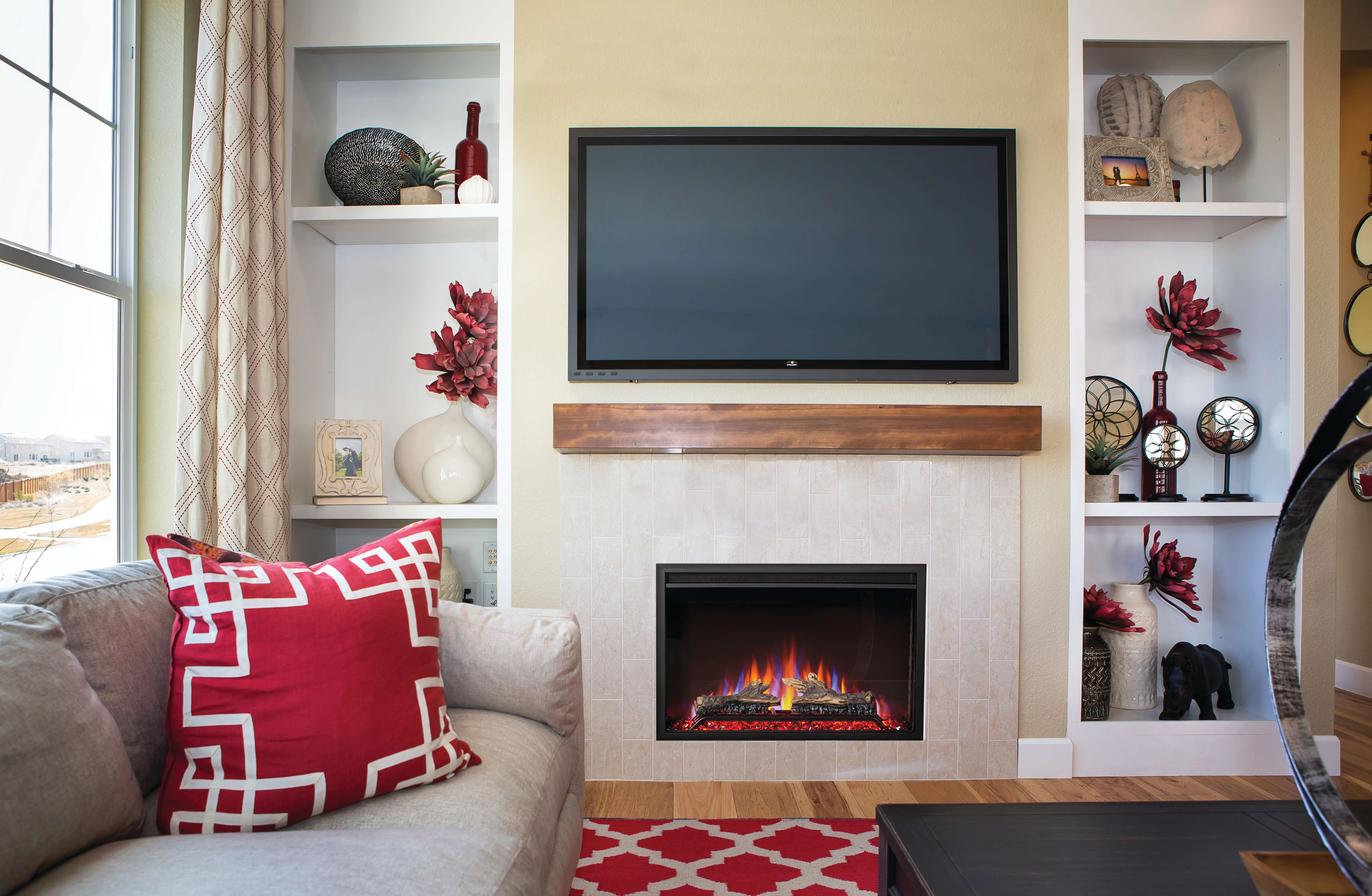Cineview™ 30 Built-in Electric Fireplace - Image 2