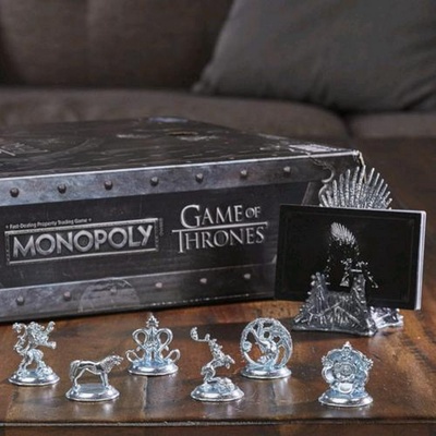 Monopoly Game Of Thrones Deluxe