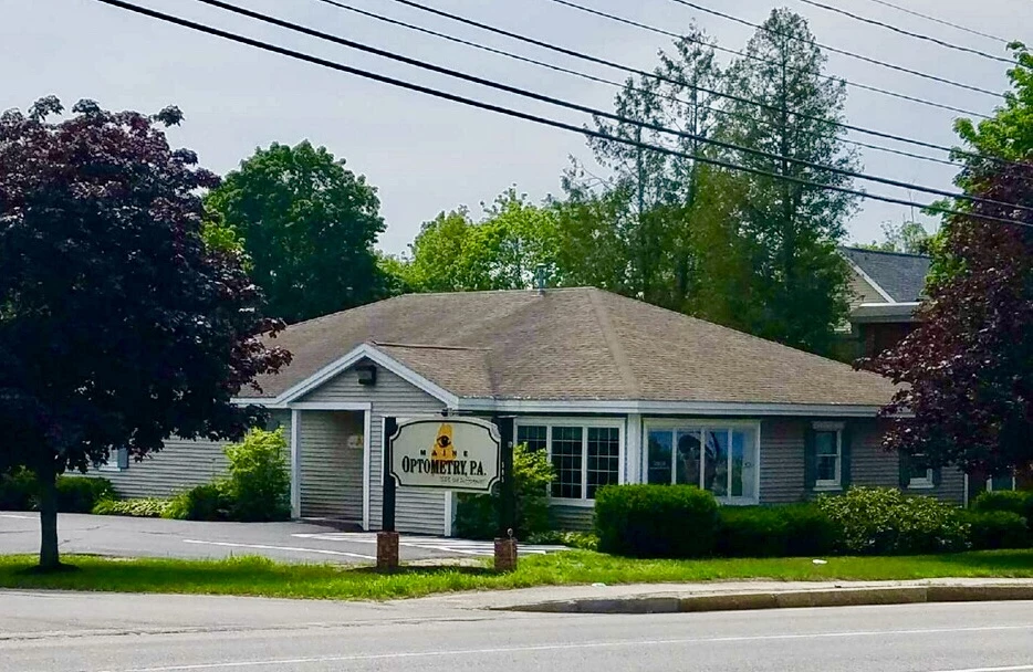 585 Main Street