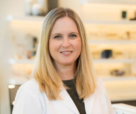 Photograph of Rebecca Larson