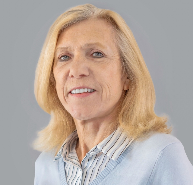 Photograph of Julie Hauser