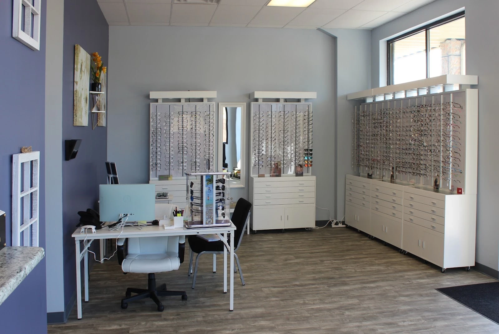 1002 W Highway 25/70