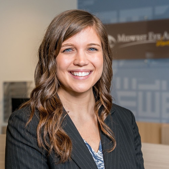 Lush Midwest Eye Associates Picture Illustration Lush Midwest Eye Associates Picture Illustration