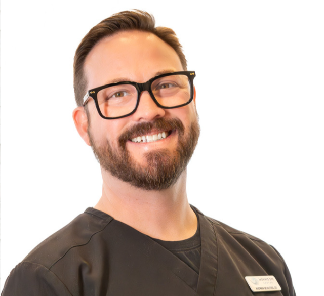 Dr. Andrew Ochiltree, O.D.