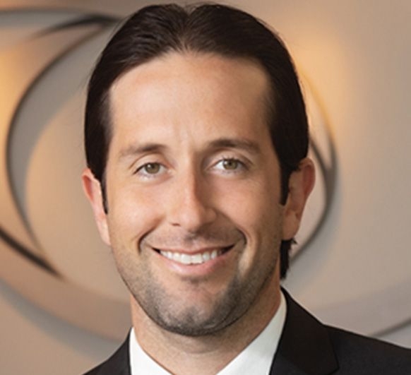 Dr. Eliot Masek, O.D.