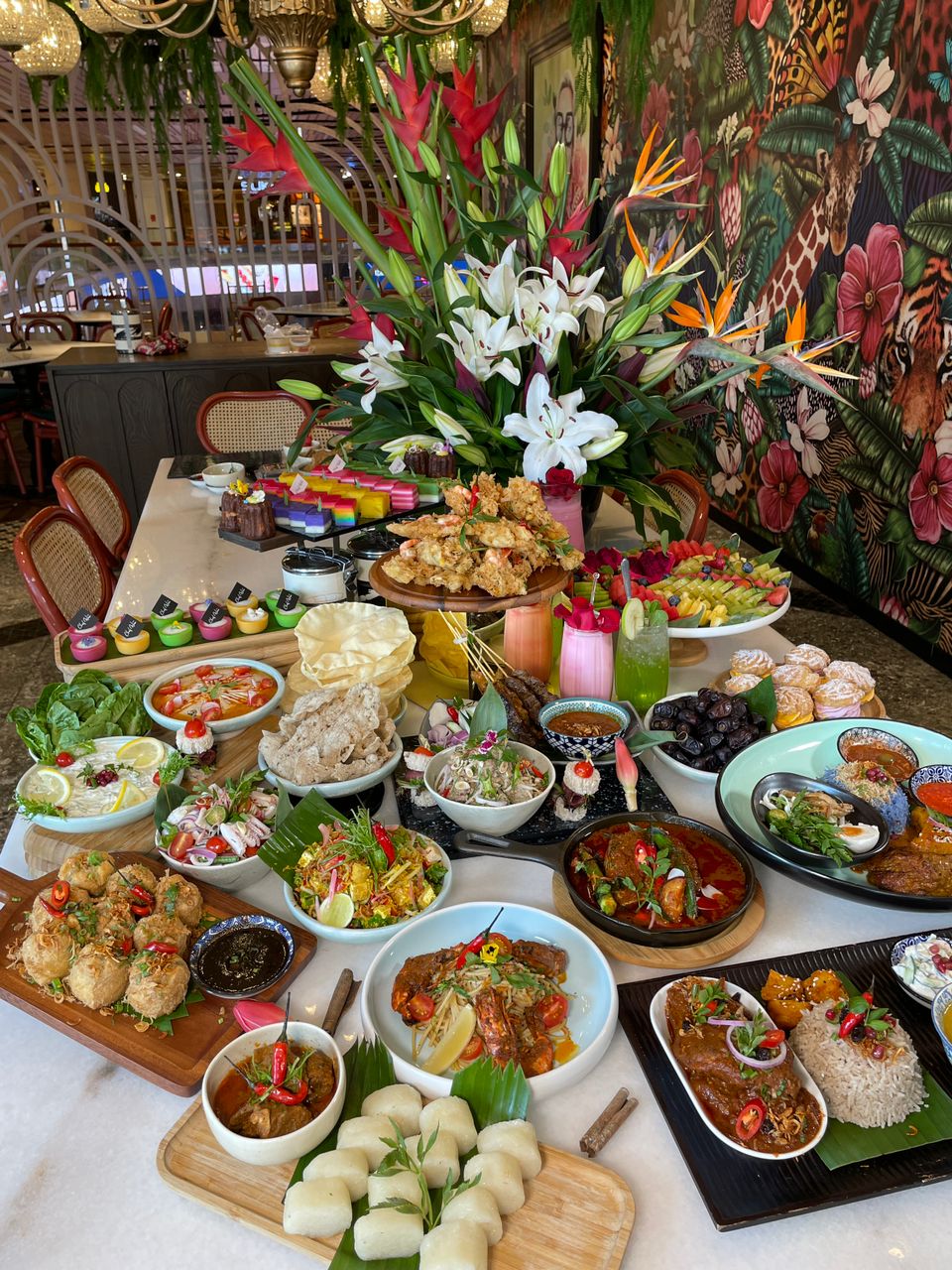 cafe chef wan: ramadan semi-buffet with main courses from around the globe