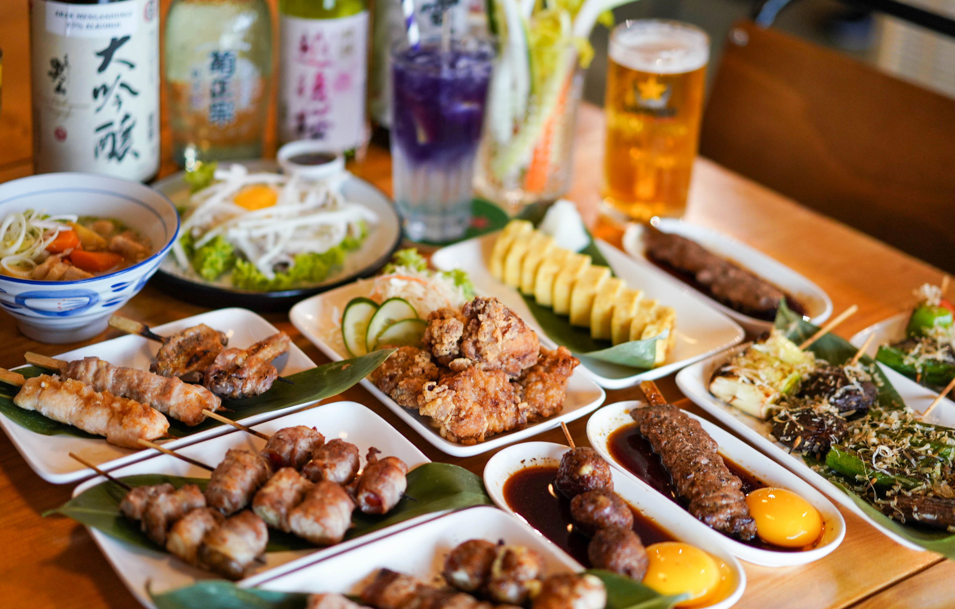 juu nana sakaba: pj's neighbourhood izakaya sets the table for a soulful japanese night