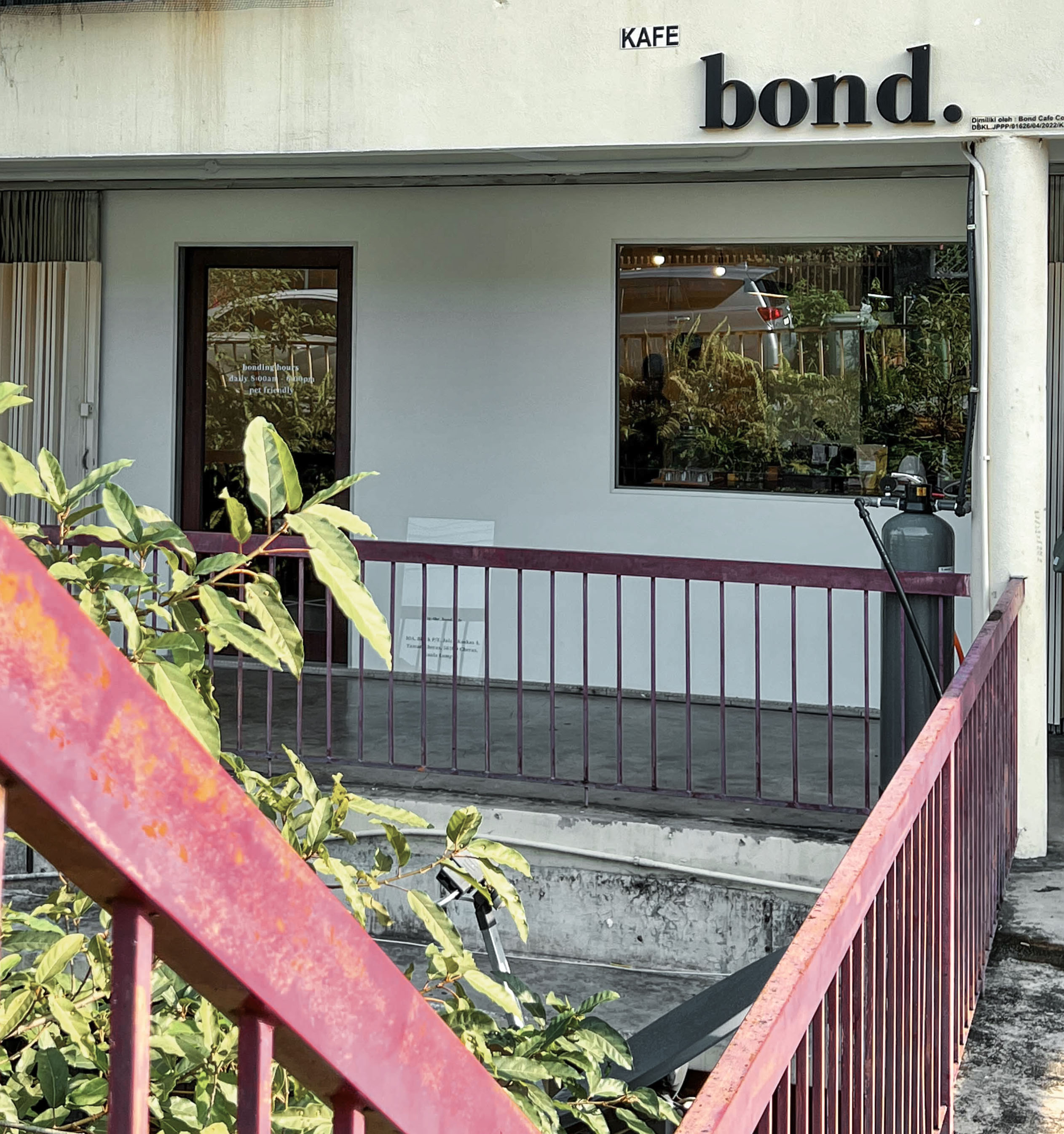 Bond Cafe, Cheras