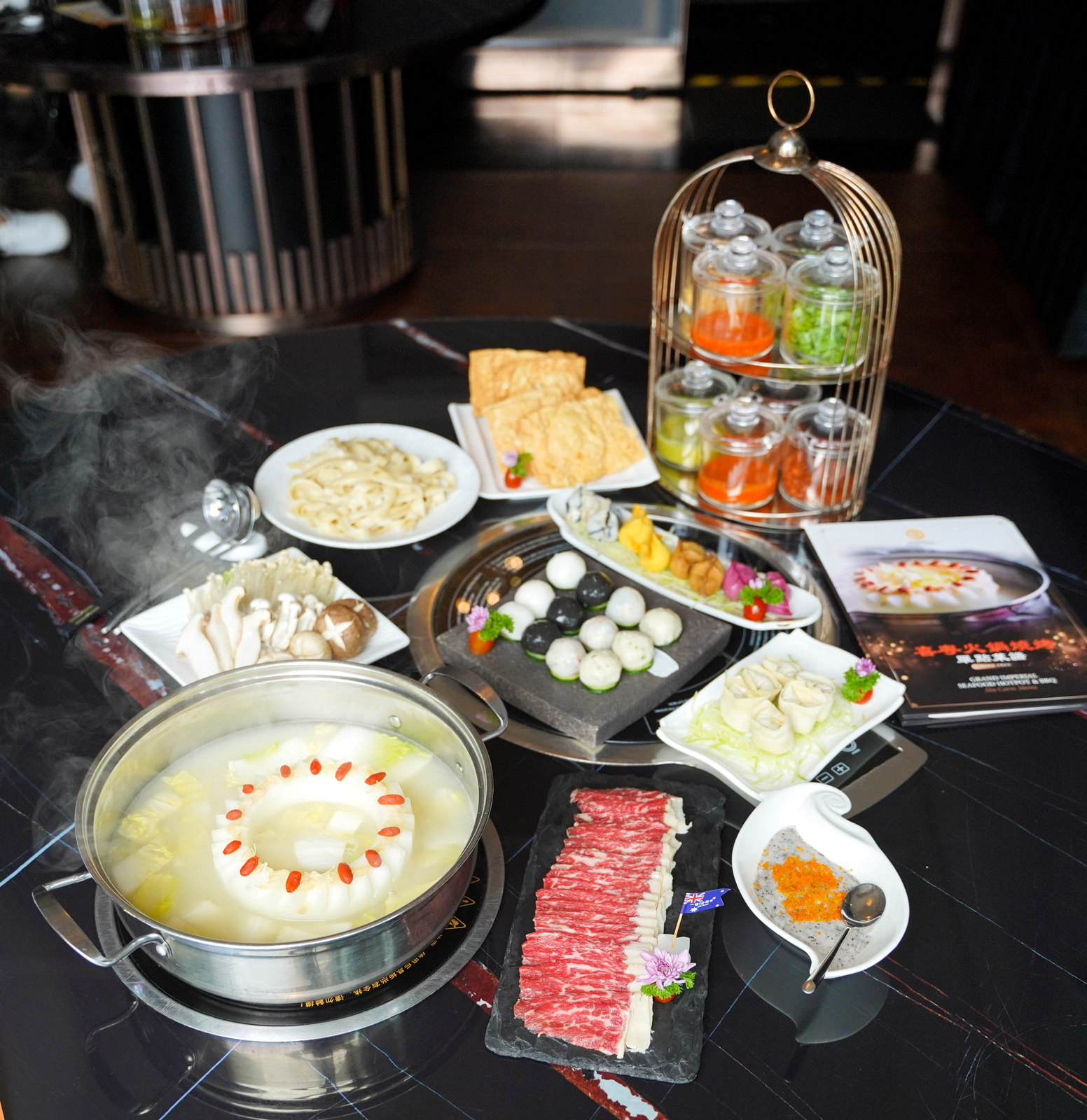 grand imperial seafood hotpot & bbq, pavilion elite