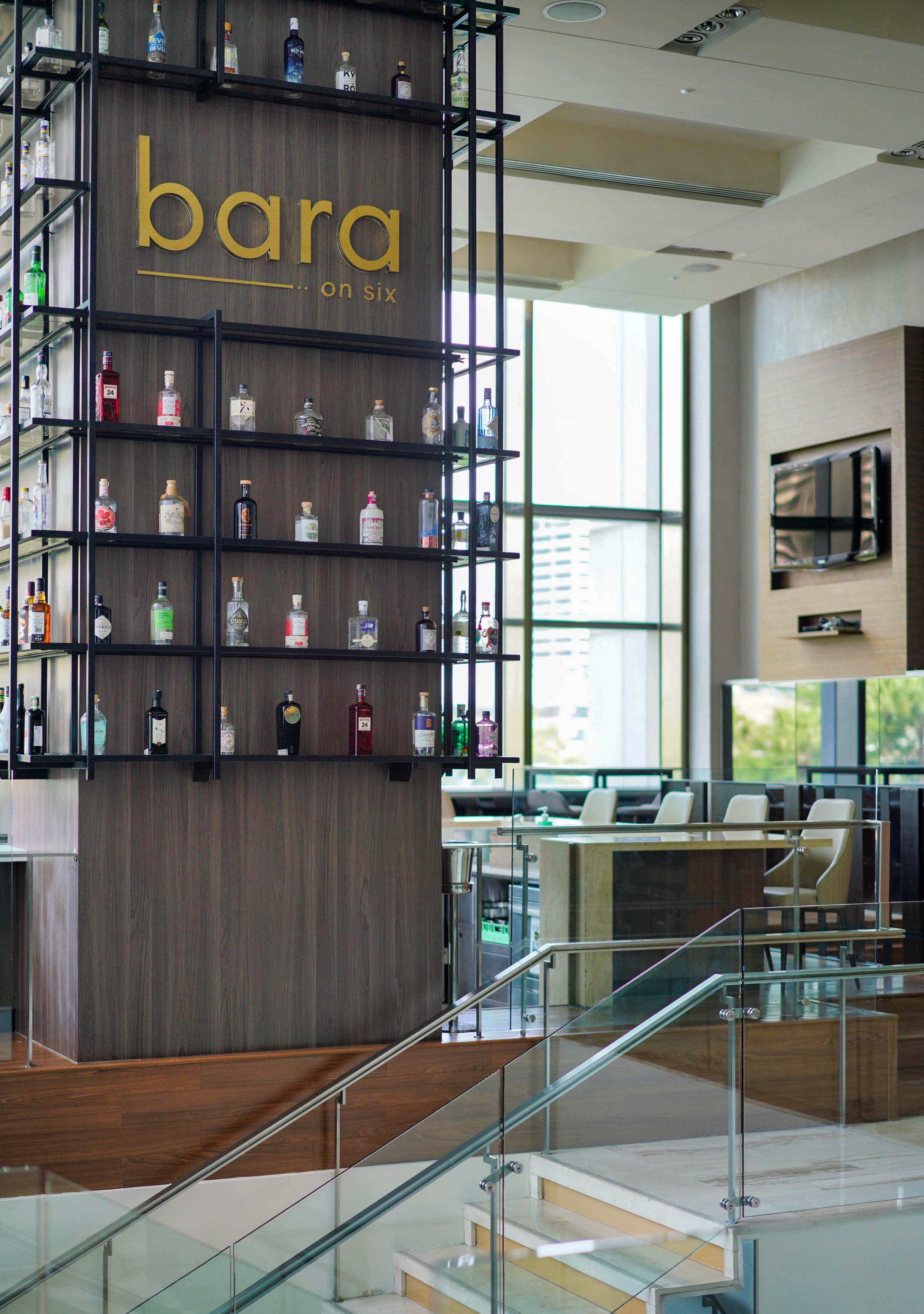 bara on six, traders hotel