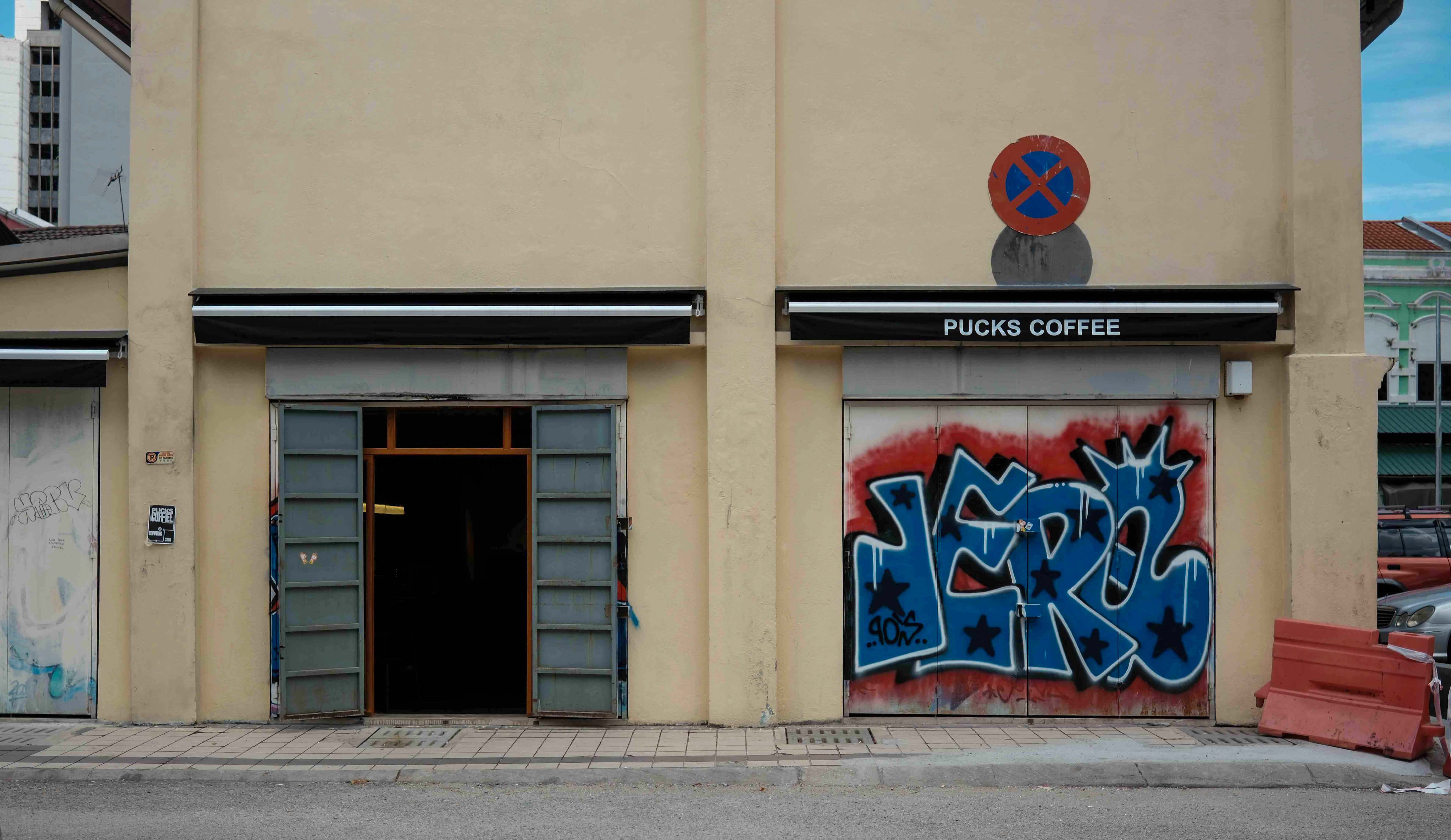 pucks coffee, tun hs lee road