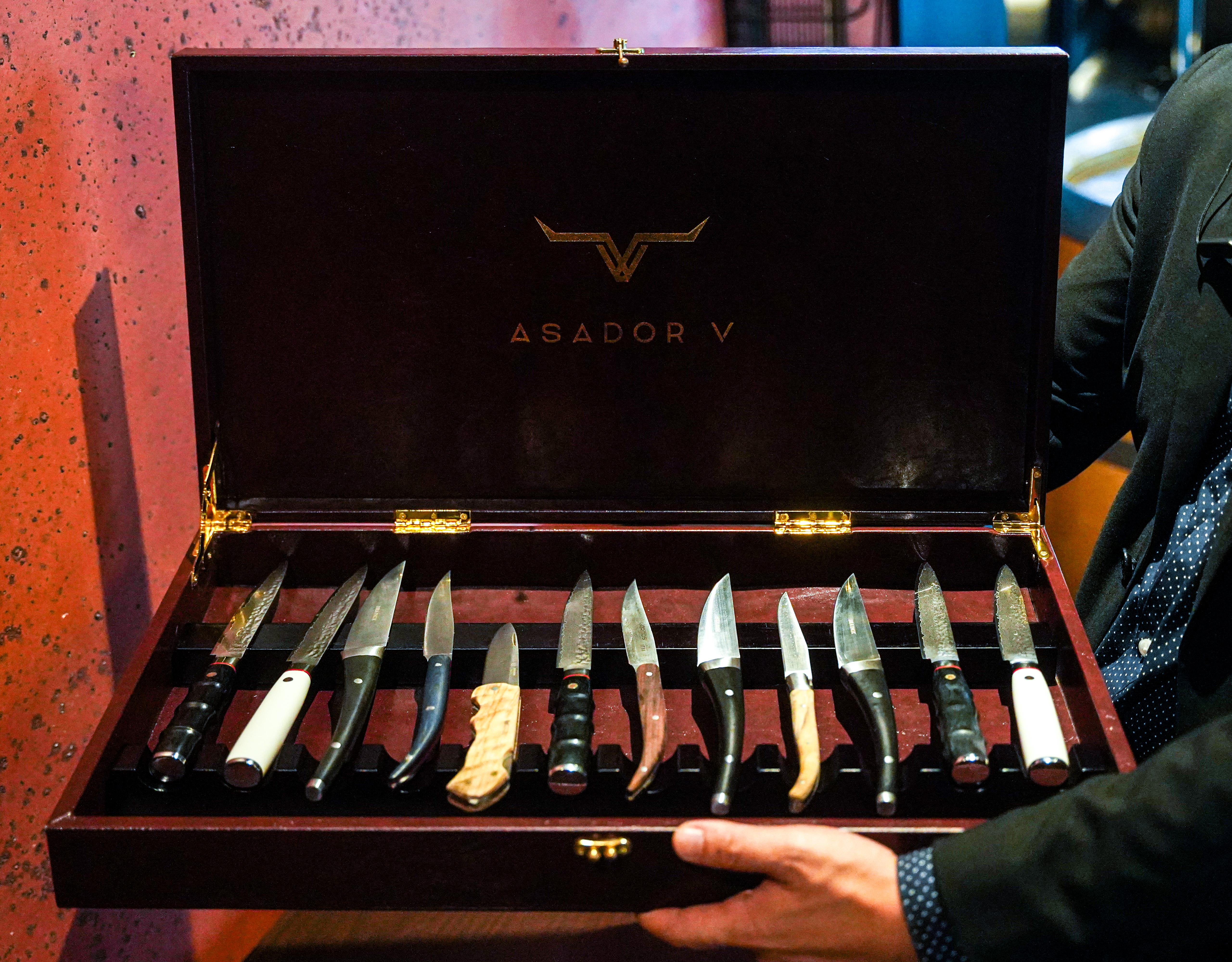 Asador V-33.jpg