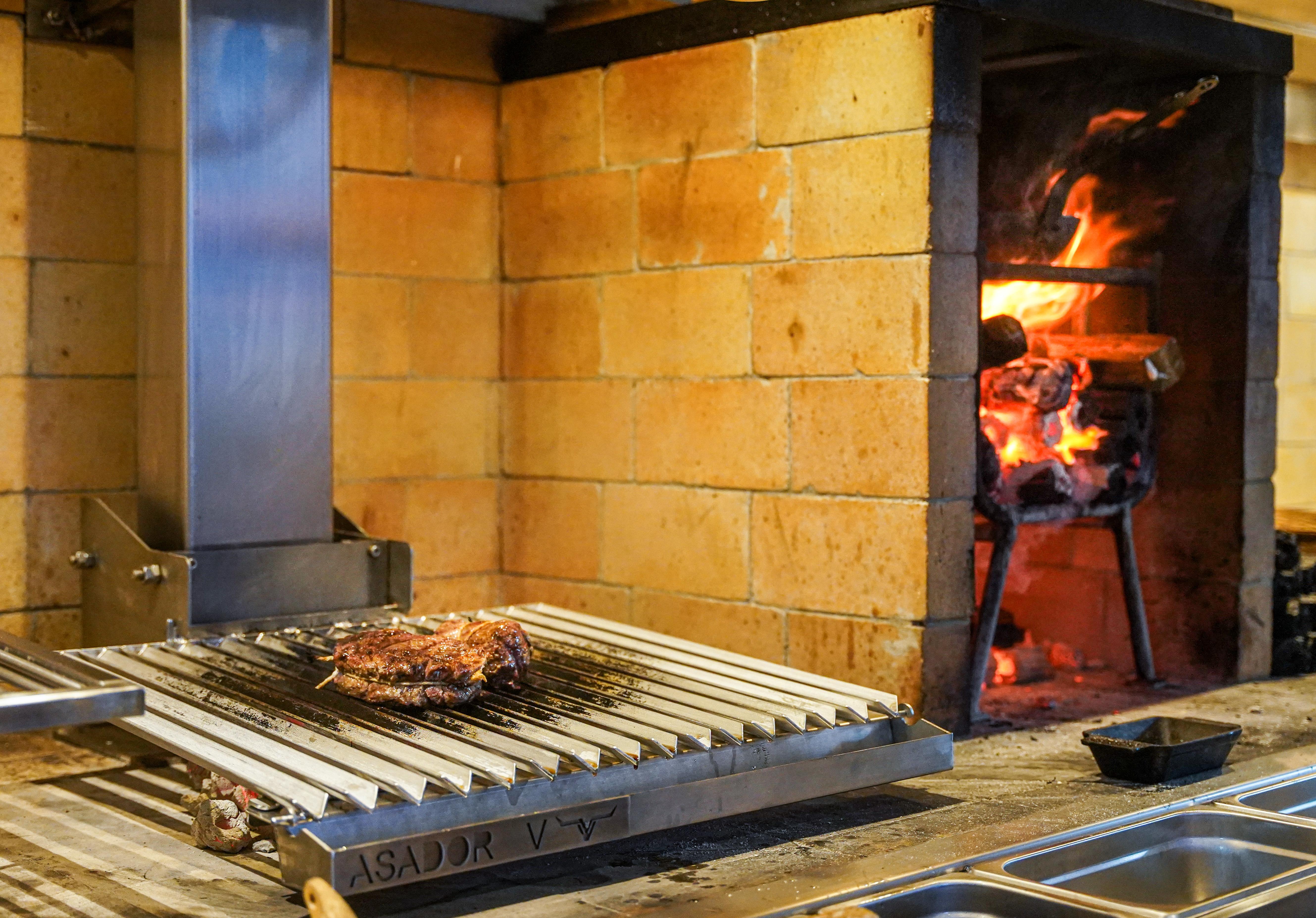 Asador V-42.jpg