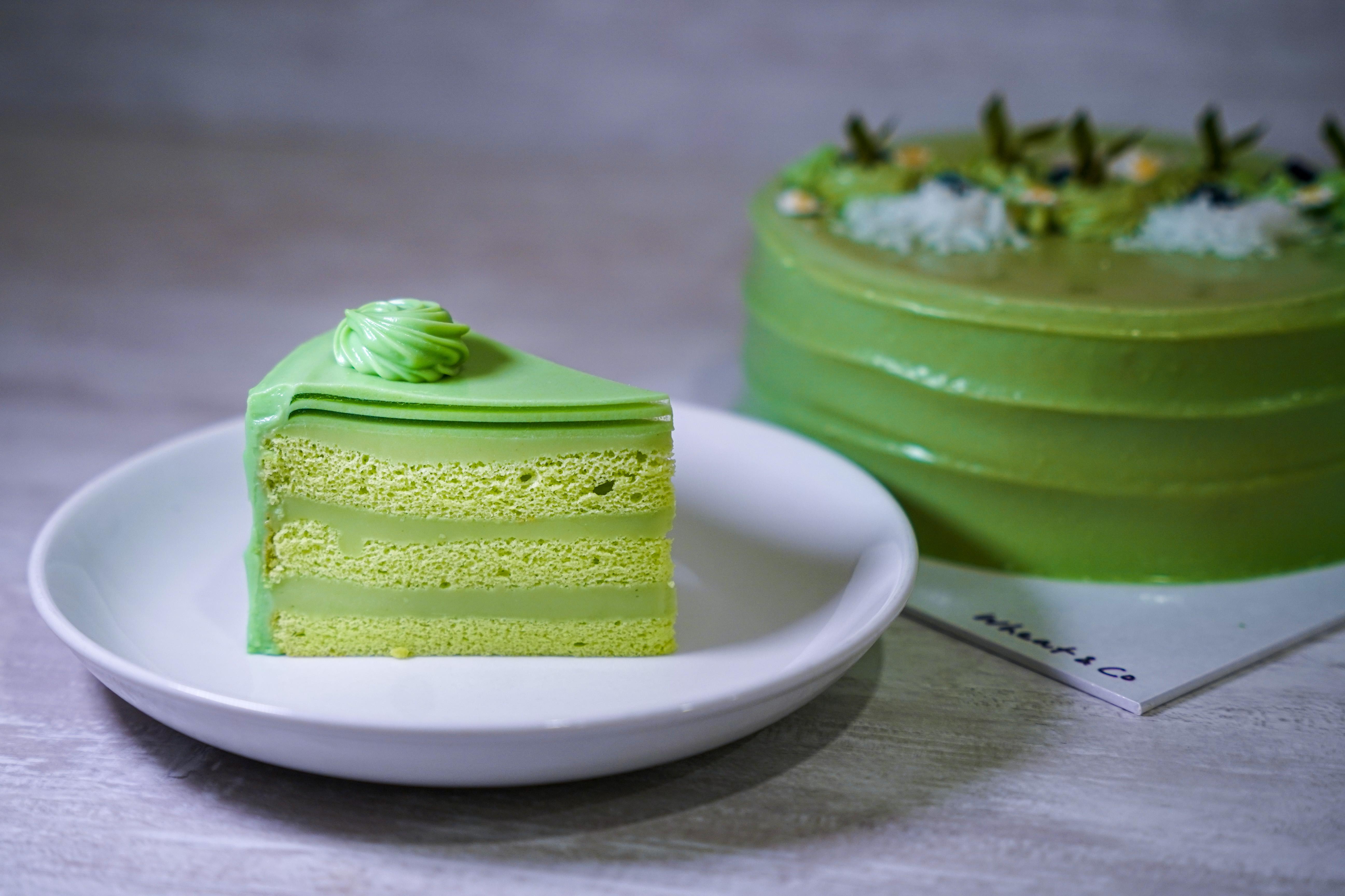 Wheat & Co: KL home bakers with a unique Pandan Layer Cake & Mother's Day special dessert set