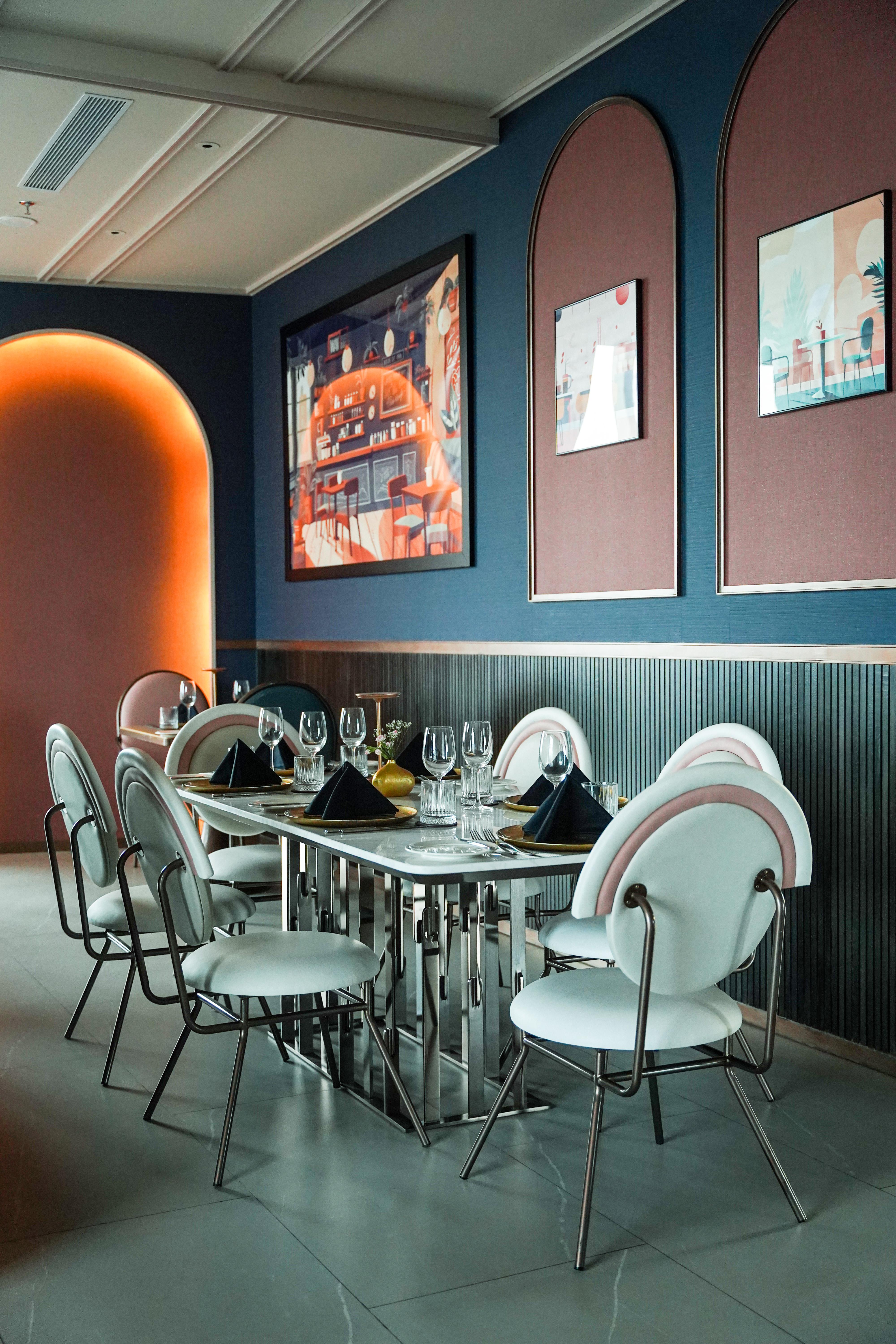 Poolside Bistro-3.jpg