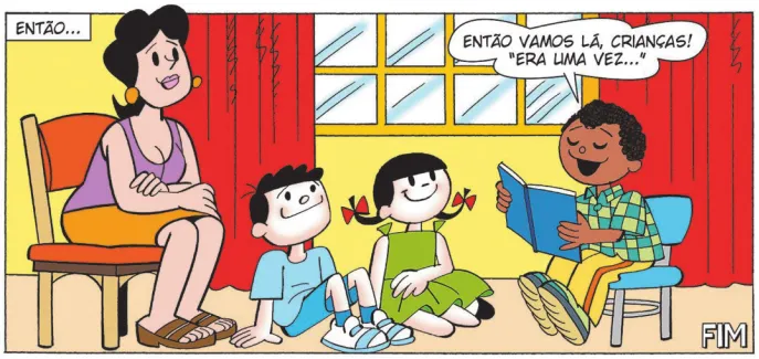 Imagem de um trecho de uma história em quadrinhos do Lúcio. Q30: no canto superior esquerdo do quadrinho, encontra-se a legenda 'então...' A mãe, Bocão e Carolina se sentam para ouvir Lúcio, que lê uma história para eles: 'Então, vamos lá, crianças! Era uma vez...' Fim.