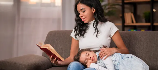 Sem ouvir histórias, criança pode perder 1,4 milhão de palavras na infância!