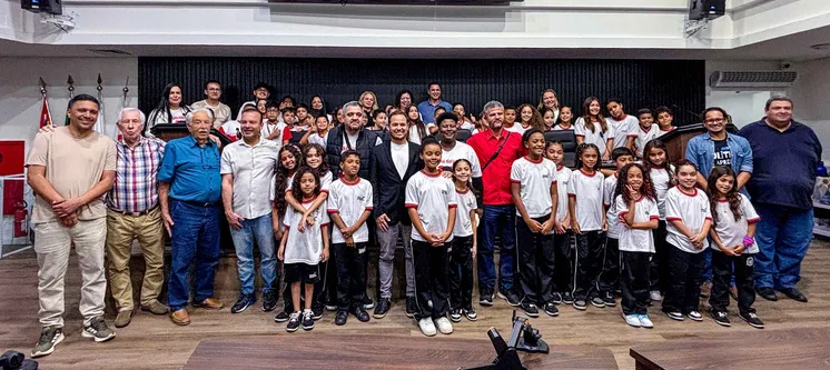 Cidadania em Perspectiva: Estudantes da ETI Ana Mafalda participam da 2ª Semana da Educação Legislativa na Câmara Municipal de Taboão da Serra