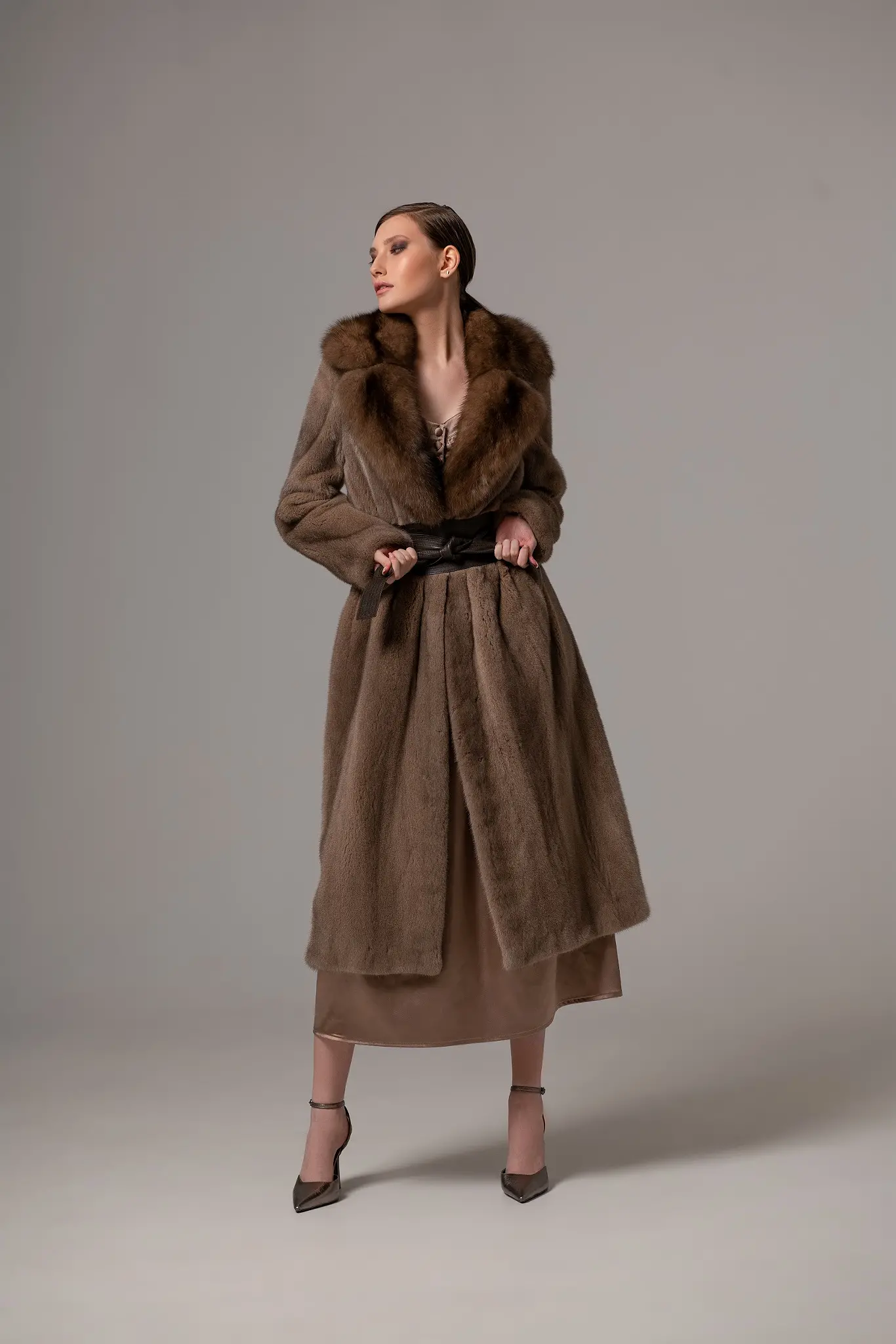 Haină din blană naturală pentru femei — Artizana Fashion, foto 6