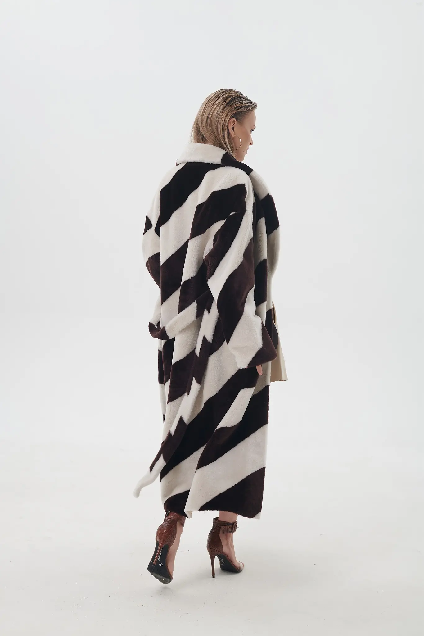 Palton din blană naturală pentru femei — Artizana Fashion, foto 3