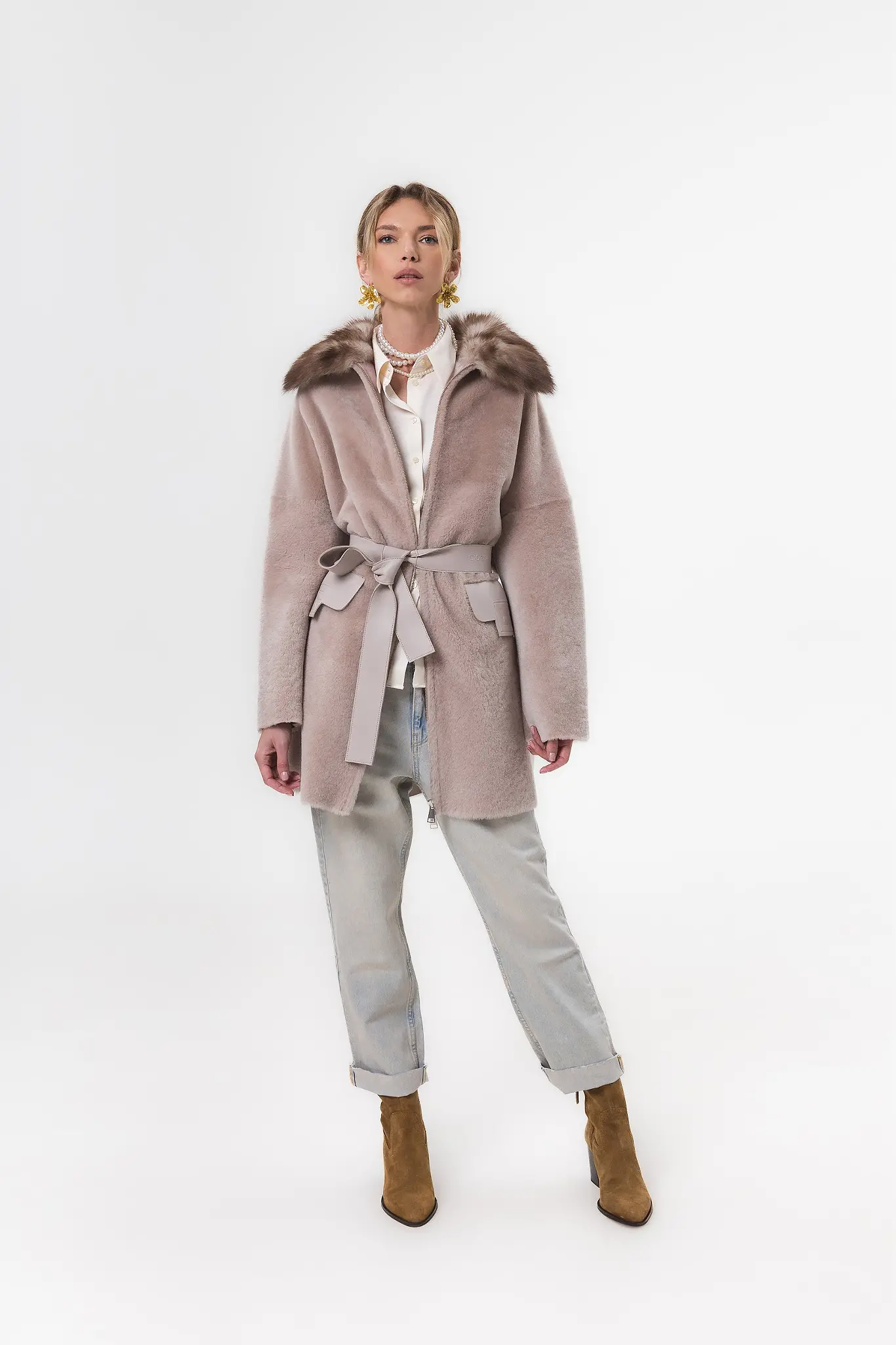 Geacă din blană naturală pentru femei — Artizana Fashion, foto 3