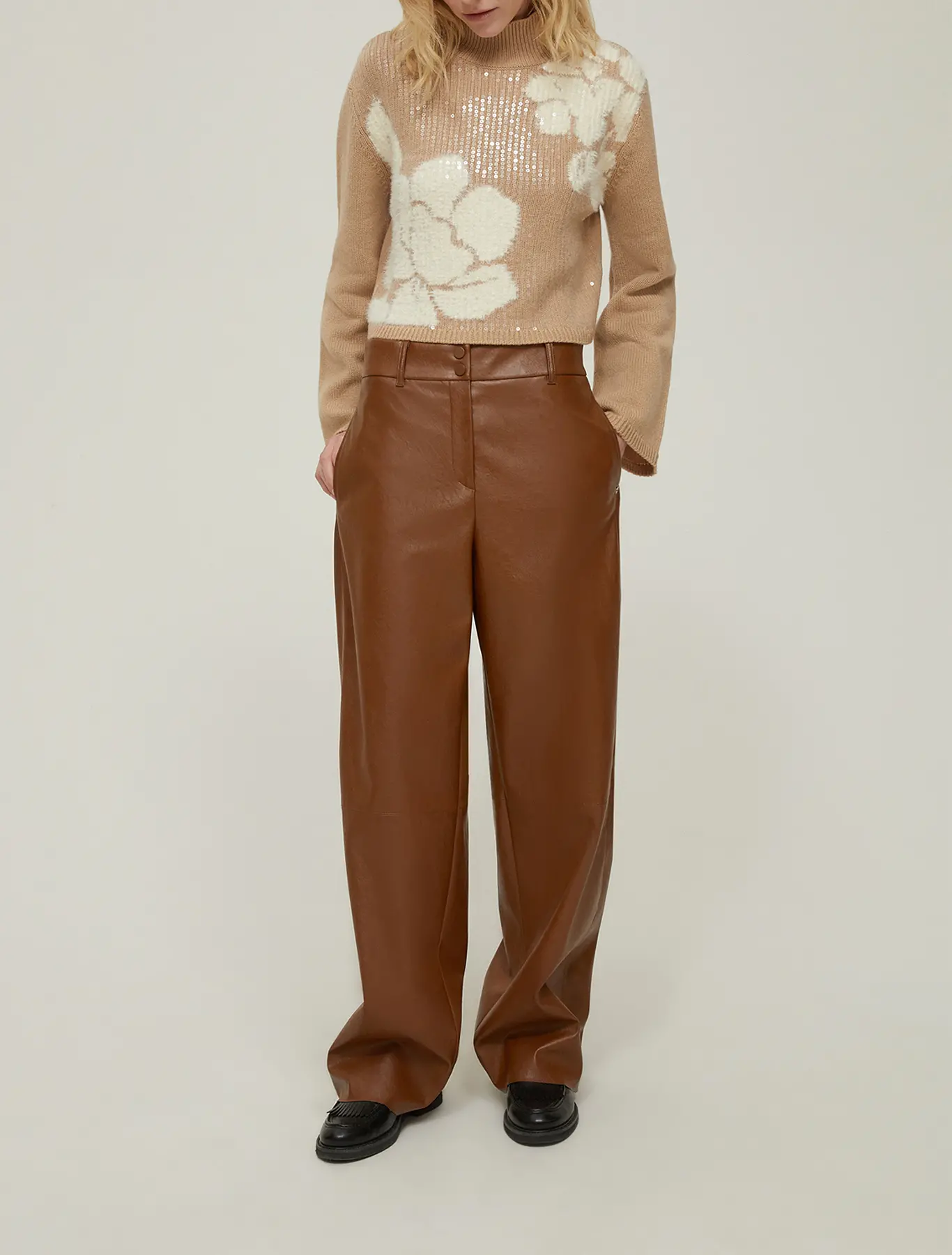 Pantaloni din piele pentru femei — Artizana Fashion, foto 1