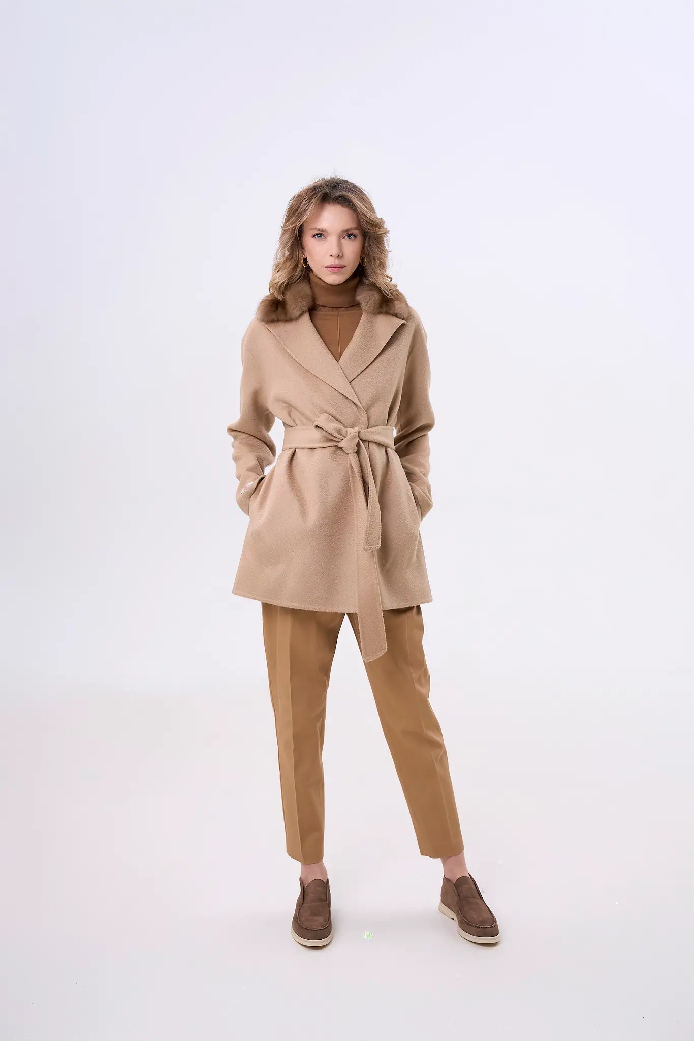Palton cu blană naturală pentru femei — Artizana Fashion, foto 1