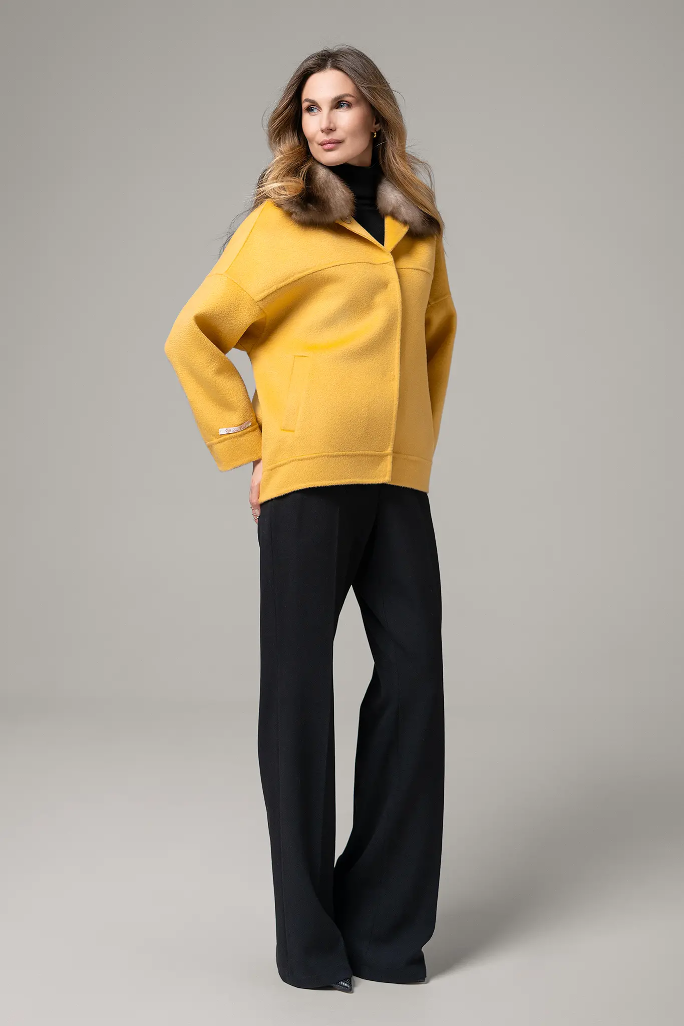 Palton cu blană naturală pentru femei — Artizana Fashion, foto 1
