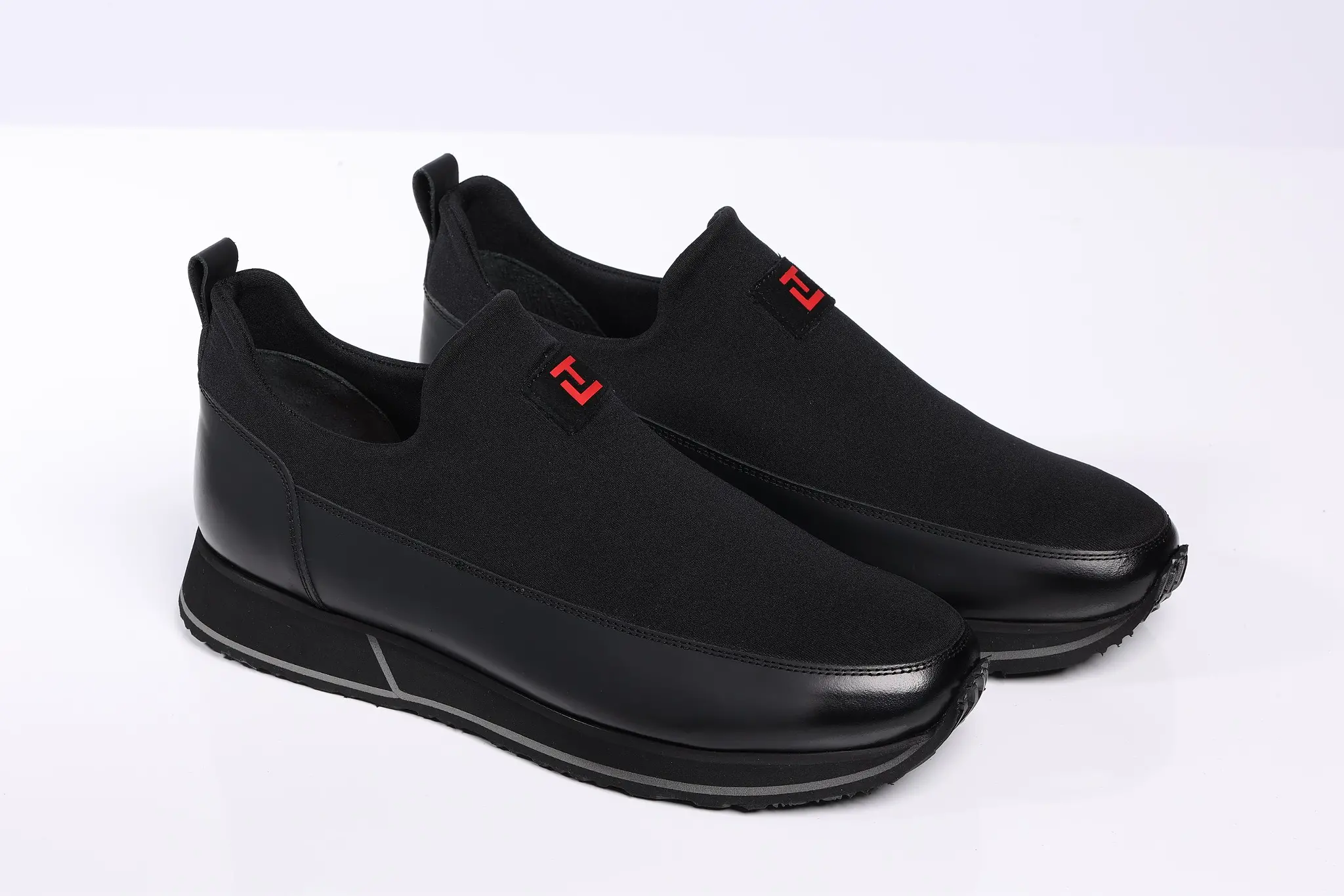 Adidași pentru bărbați — Artizana Fashion, foto 2