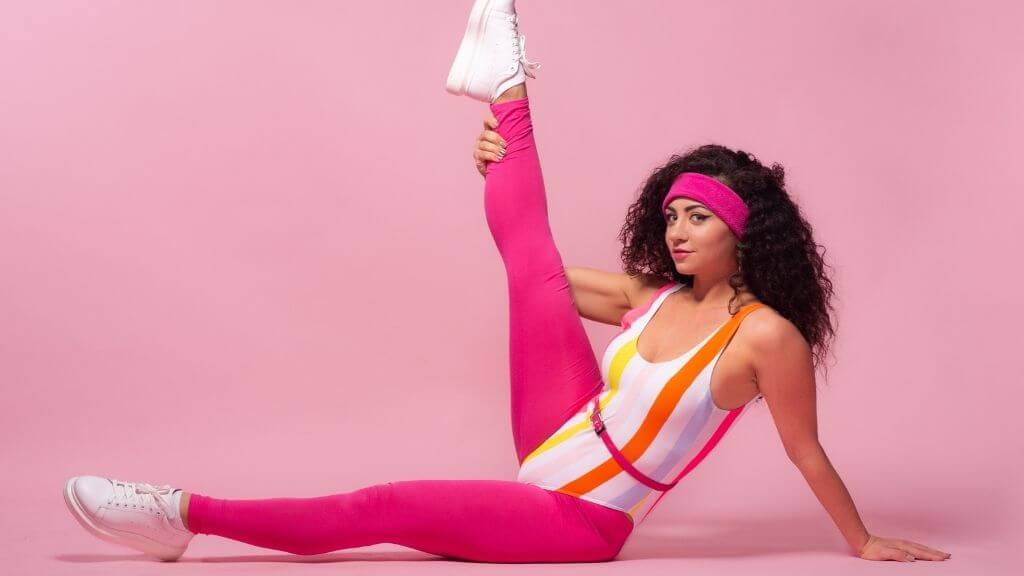 80s style workout outfit