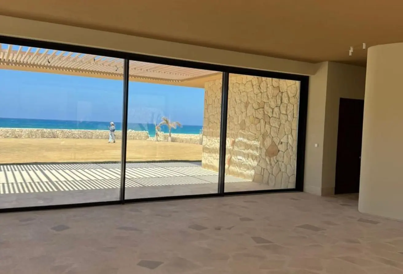1544_Caesar_Villa_1
