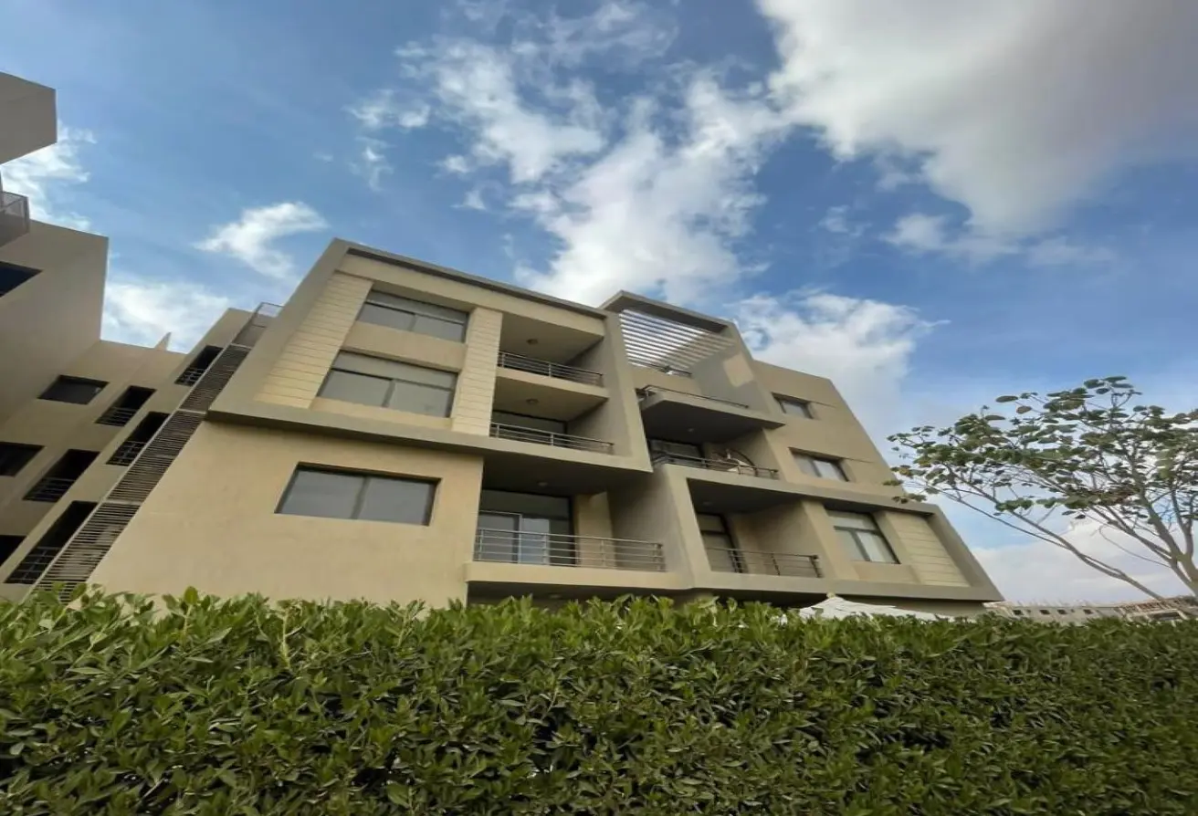 274_Fifth-Square_Apartment_1