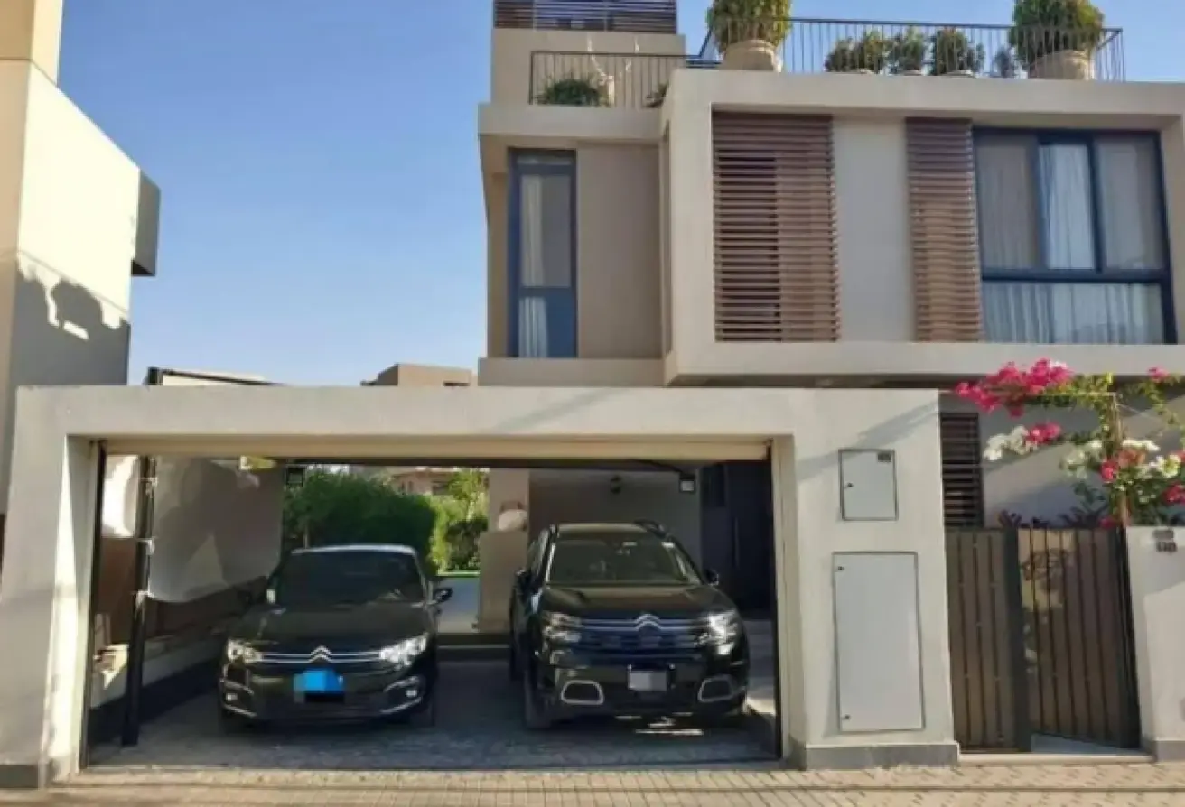 502_Sarai_Townhouse_1