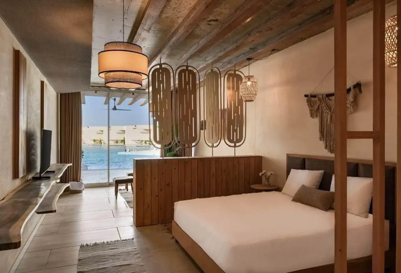 788_Direction-White_Chalet_1