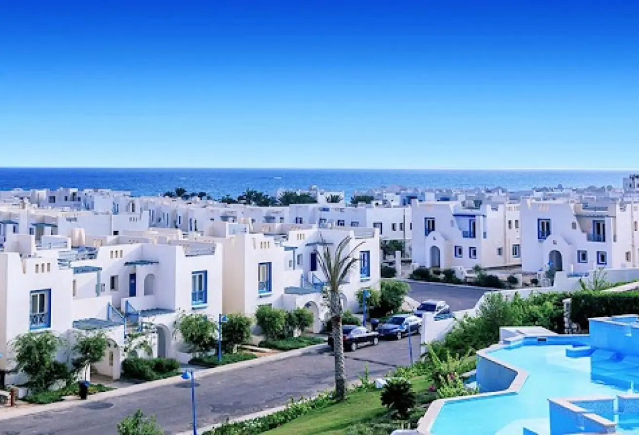 877_LVLS-By-Mountain-View_Villa_1