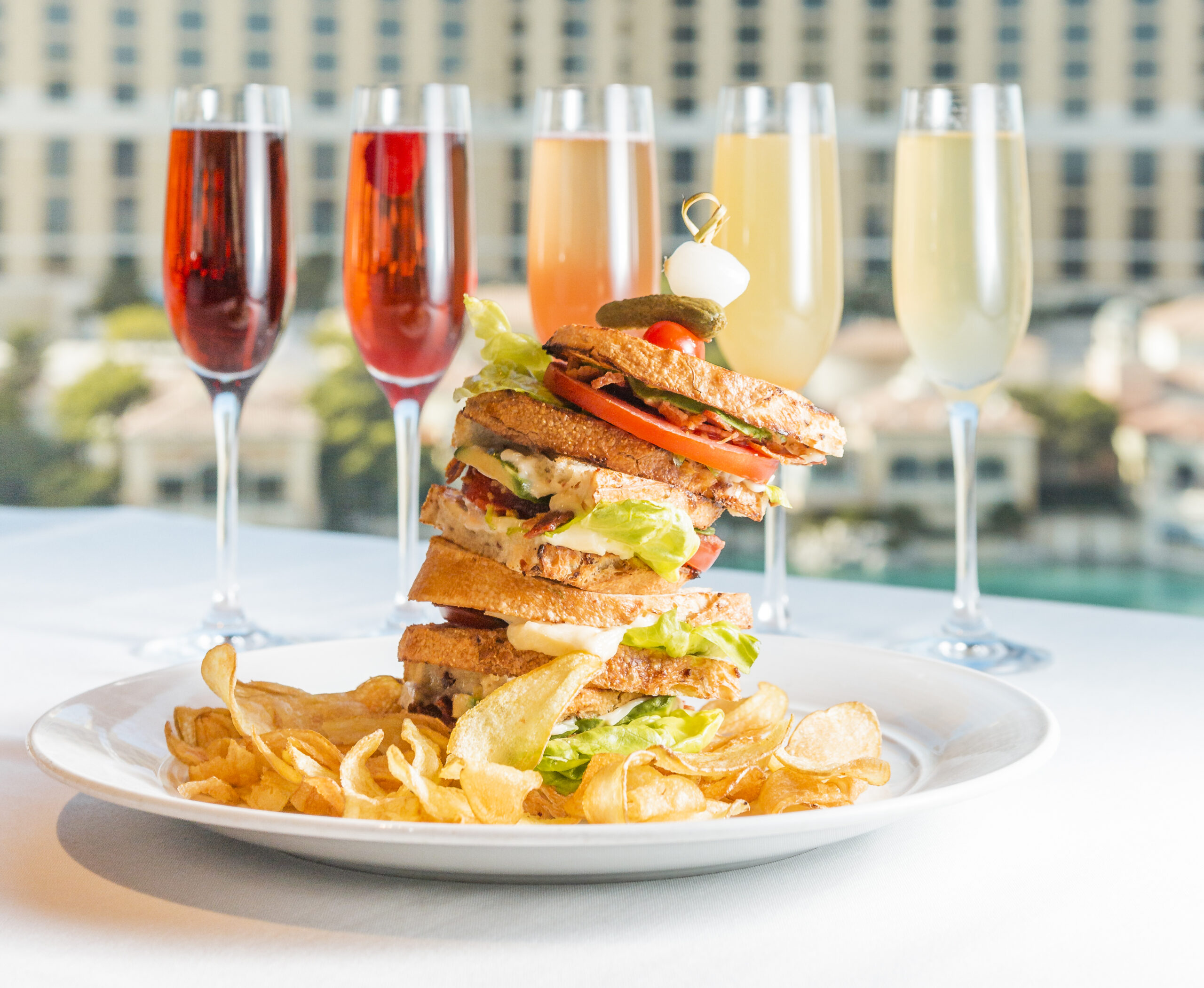 Eiffel Tower Las Vegas: Make a reservation for Brunch, Lunch or Dinner