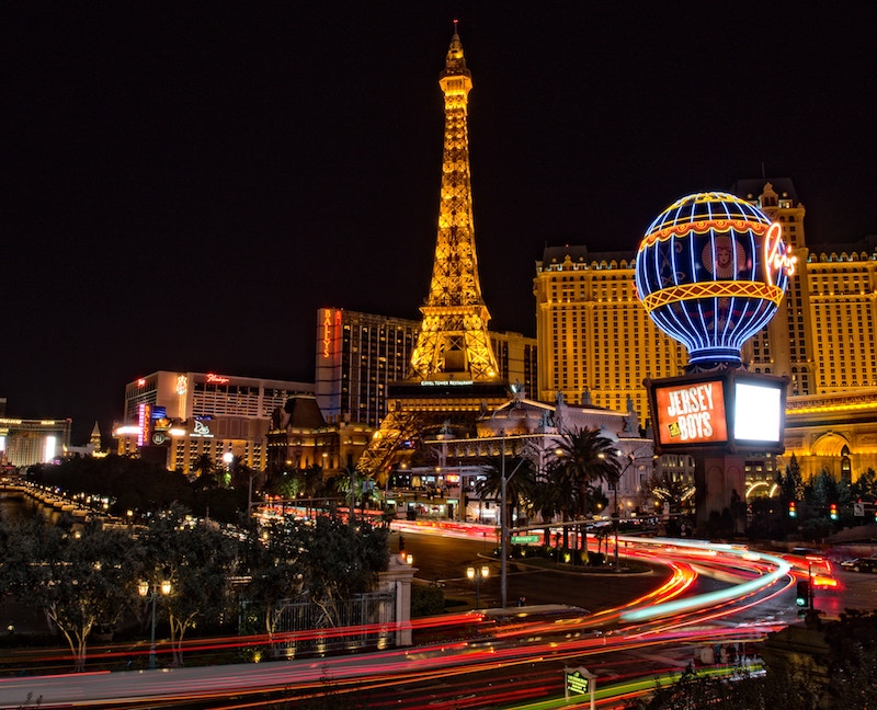 Eiffel Tower at Paris Las Vegas Gets Light Show