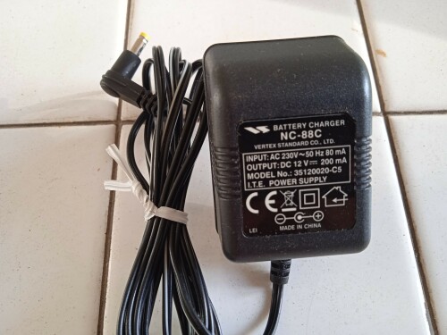 Universal-power-supply-12V-200mA.jpg