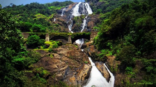 Dudhsagar-waterfall-1.jpg