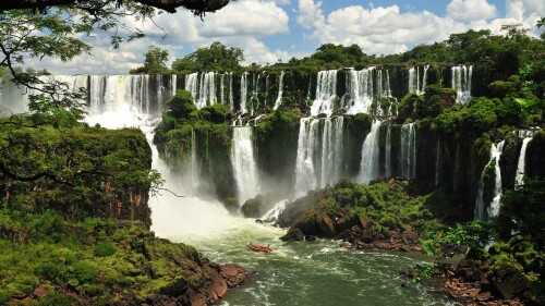 iguazu_falls.jpg