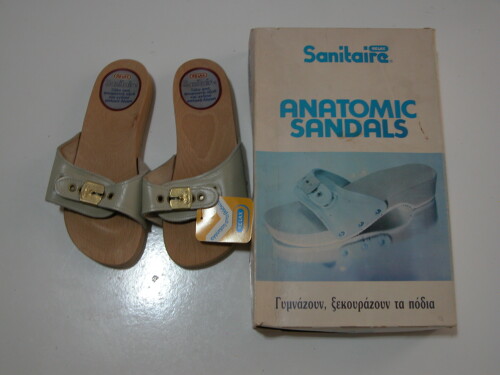 Sandals01.jpg