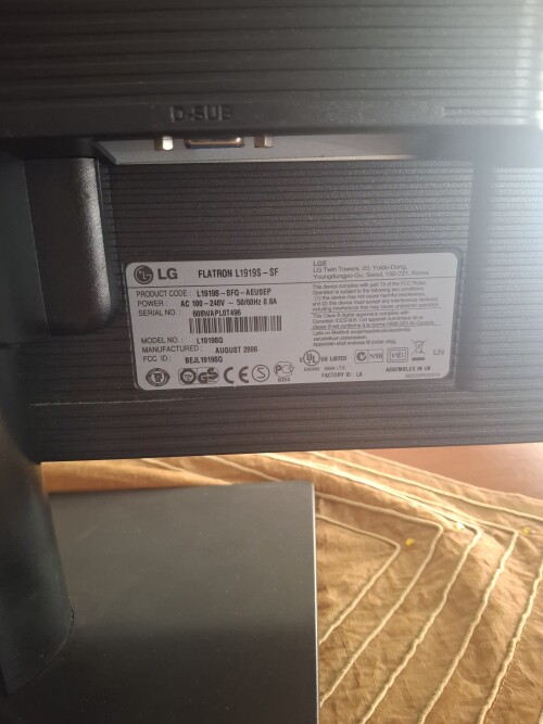 LG-L1919S-03.jpg
